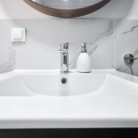 شقة Partyzantow 12 *