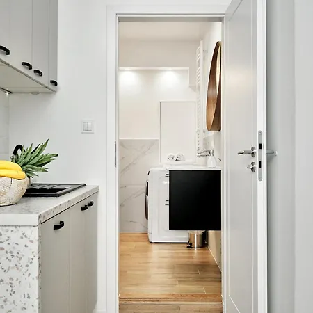 Partyzantow 12 Apartment *